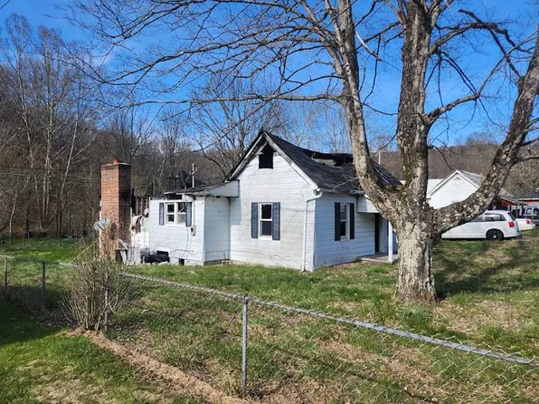 217 Old Quarry Rd, Saltville, VA 24370