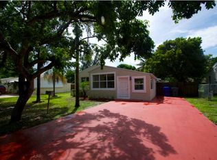 1832 Coolidge St, Hollywood, FL 33020