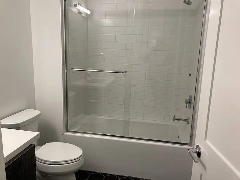 519 N Normandie Ave #6 — Photo 14