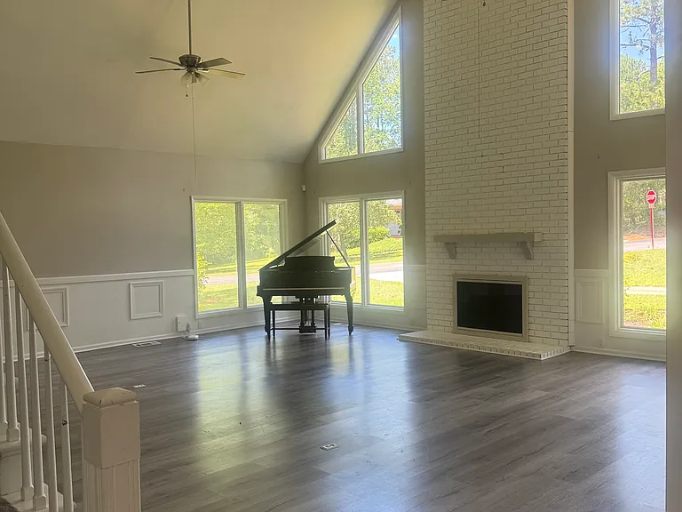 2900 Middlesex Rd — Photo 1