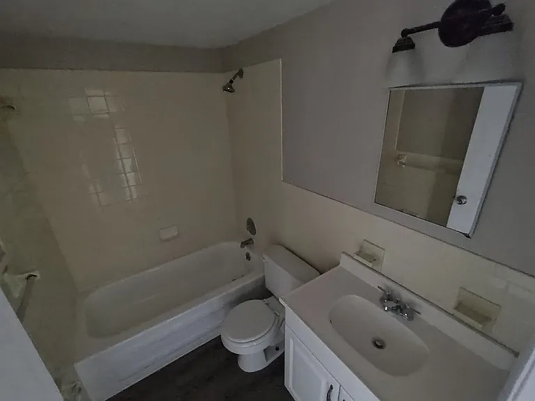 4136 Shoreline Dr — Photo 13