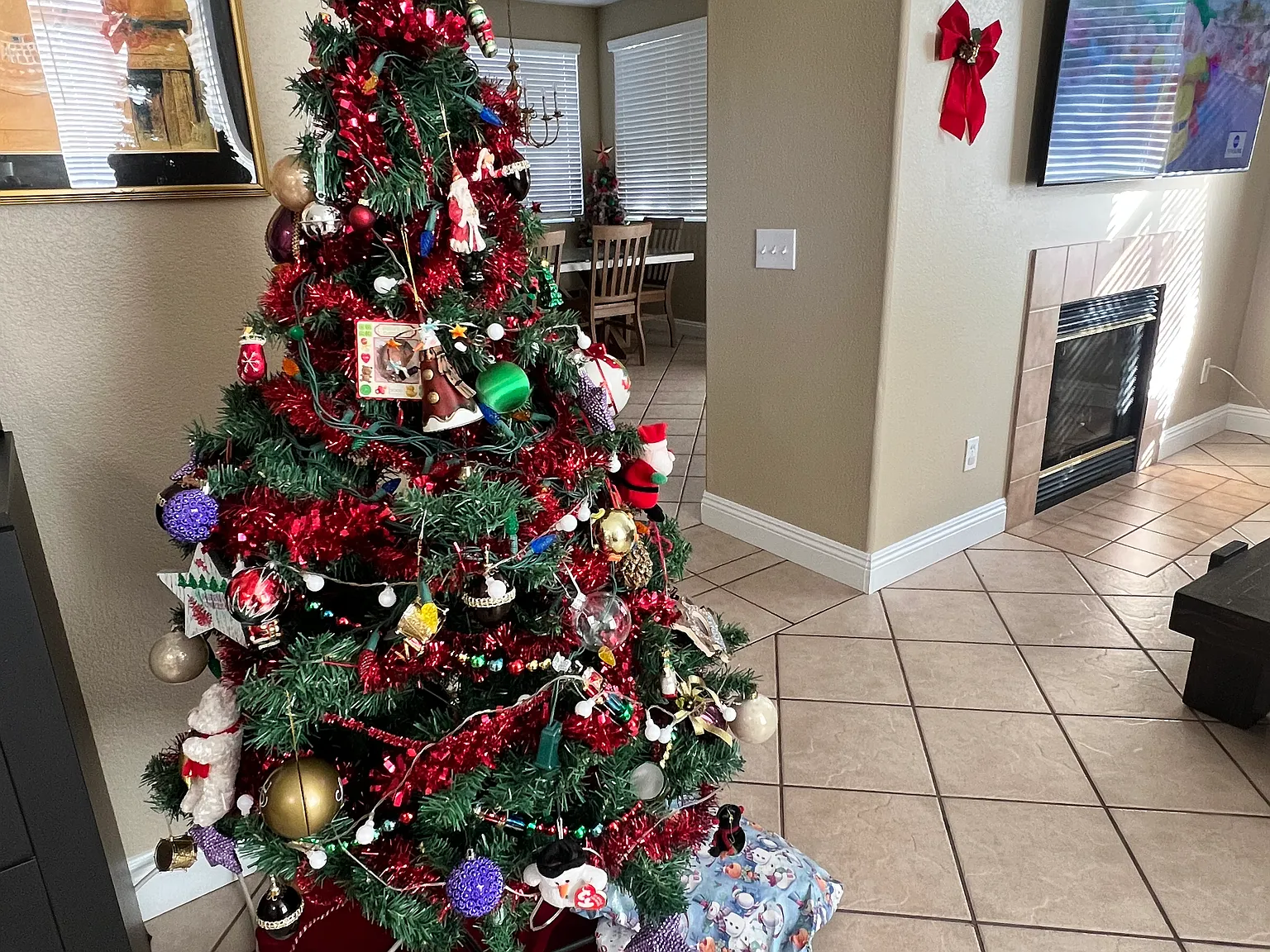 4 bed, 2346 sqft, $1,400 — Photo 2