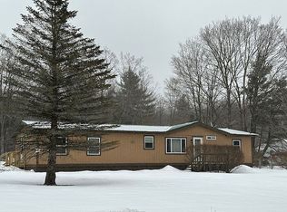 53 South Rd, East Arlington, VT 05252