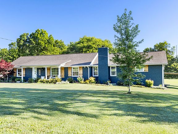 4th image of 208 Wellington Dr