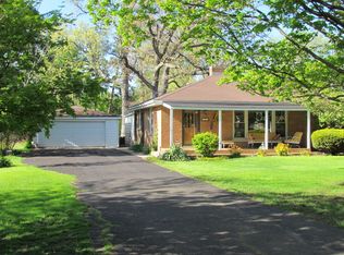 925 Hillview Ave, West Chicago, IL 60185