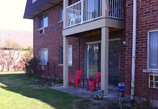 3rd image of 4 Villa Verde Dr APT 120