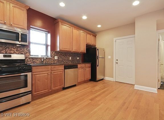 4th image of 6324 S Kimbark Ave #P-32