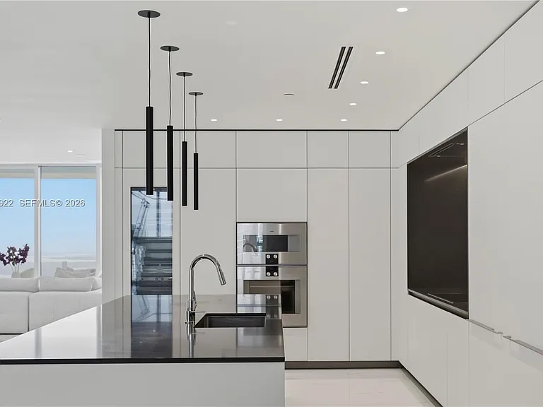 300 Biscayne Boulevard Way #5002E — Photo 4