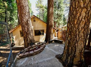 753 Woodland Rd, Crestline, CA 92325