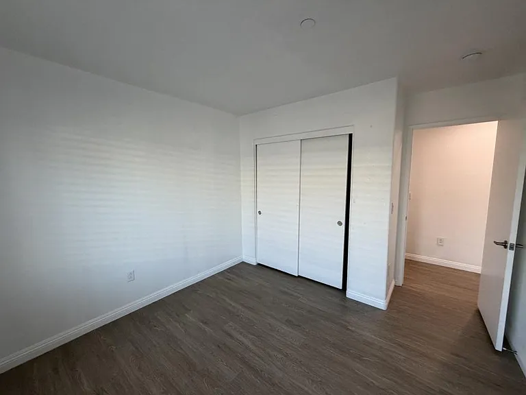 505 Cindy Ct — Photo 14