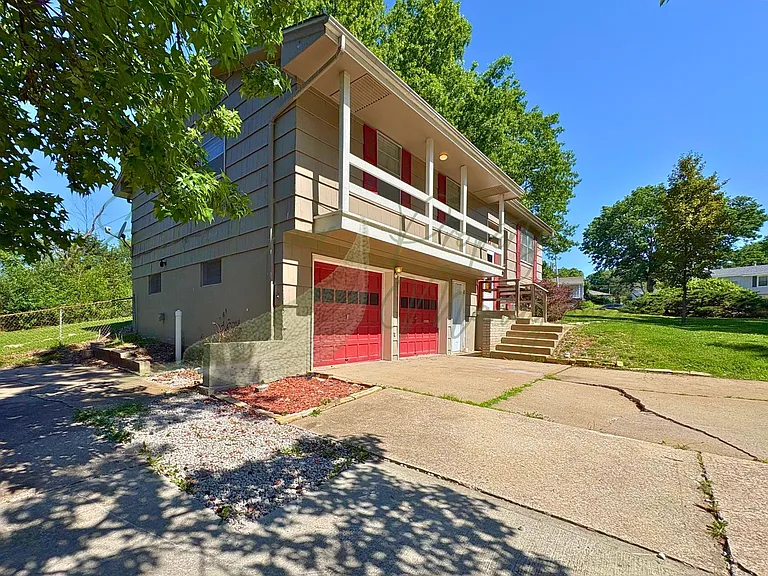 5212 S Union St — Photo 2