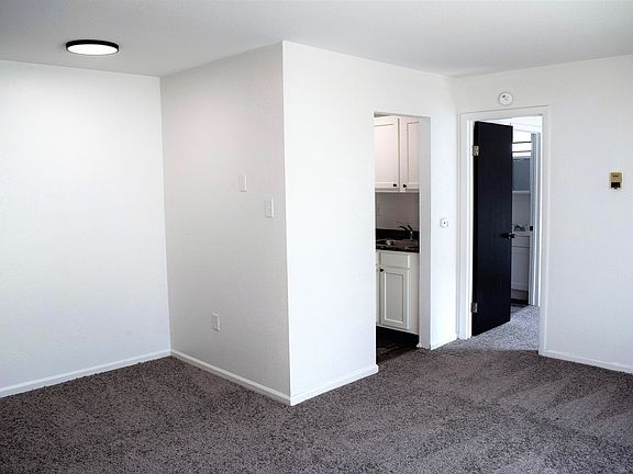 3rd image of 207 Valley Ave APT 25