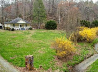 4004 Sugar Creek Rd, Blue Ridge, GA 30513