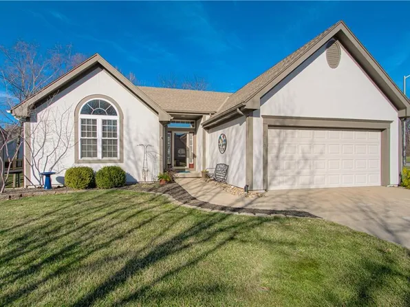 8628 N Liston Ave, Kansas City, MO 64154