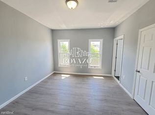 584 15th Ave #11419862, Newark, NJ 07103