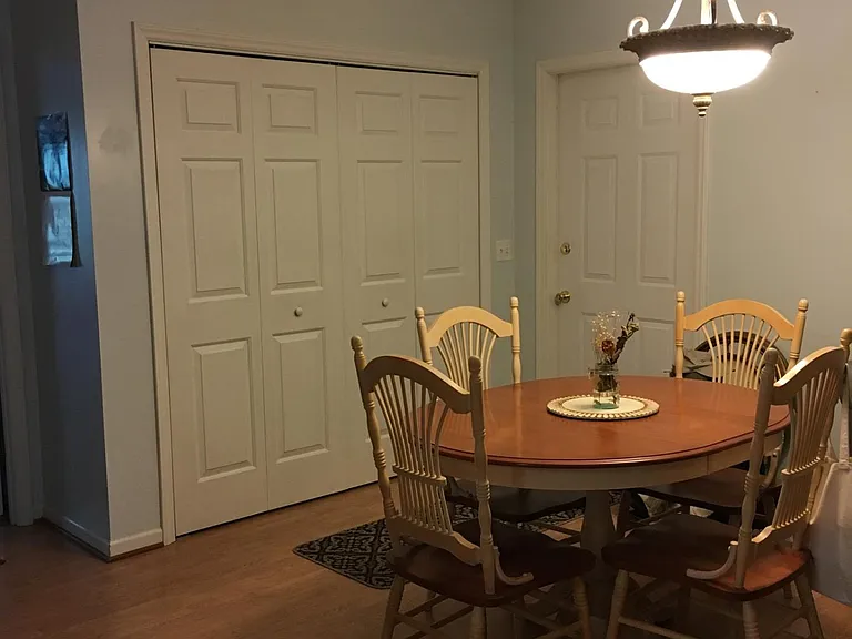 Oakdale Dr — Photo 15