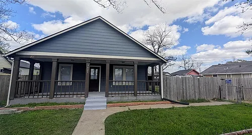 7521 Laredo St Photo 1