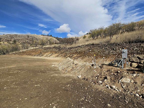 2nd image of Quiet Hills Ln Lot 1