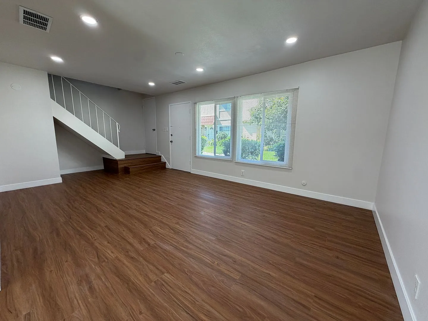 Updated 3 bed/1.5 bath townhome in Blossom Valley — Photo 3