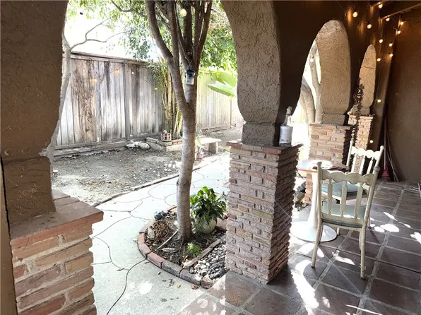 517 Roswell Ave, Long Beach, CA 90814