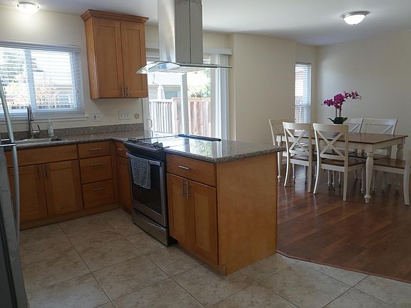 Kitchen/Family room