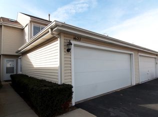 1627 Prestwick Dr, Naperville, IL 60563