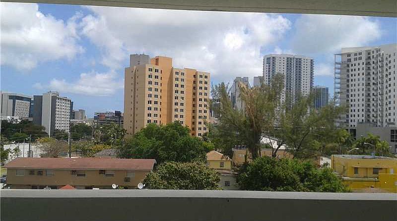 2nd image of 605 West Flagler Street #Ph -8