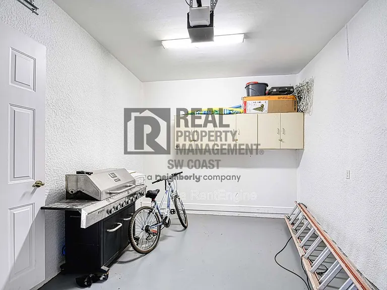 27020 Adriana Cir #201 — Photo 20