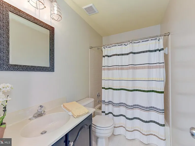 6801 McLean Province Cir — Photo 30