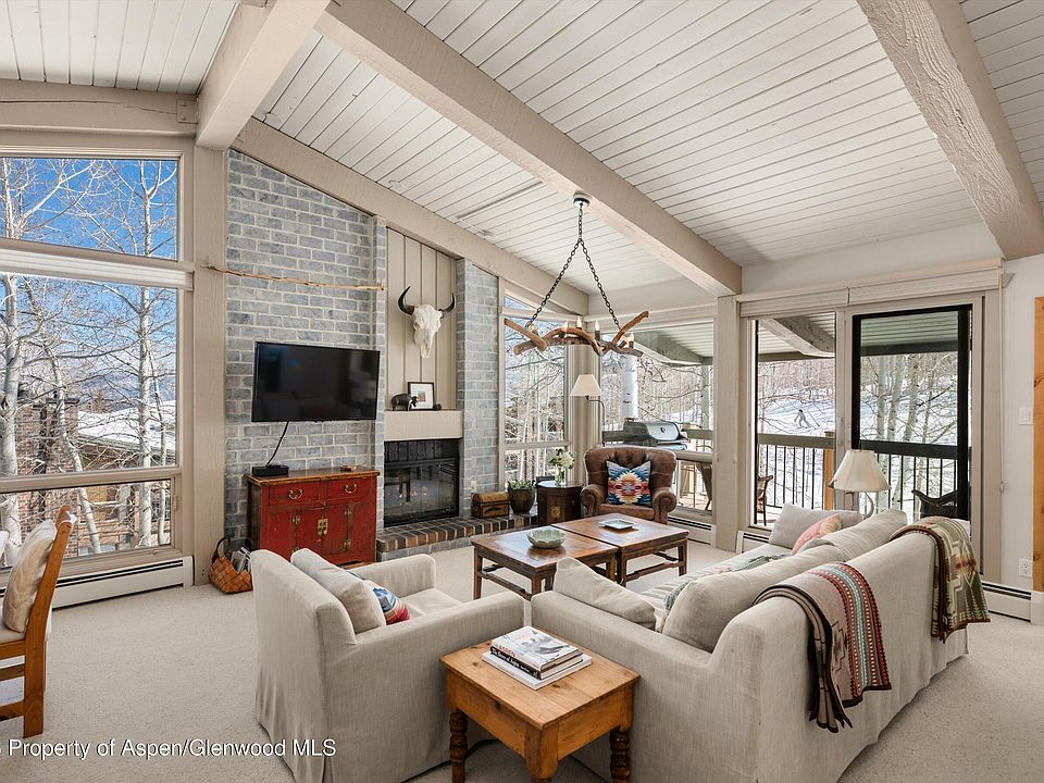 1st image of 855 Carriage Way #303