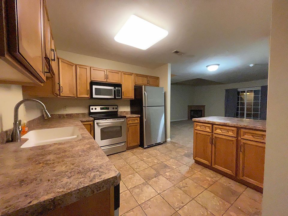 6686 Courtyard Dr Madison, OH, 44057 Apartments for Rent Zillow