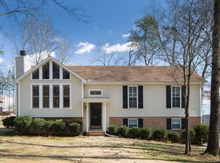 2021 Chandawood Dr, Pelham, AL 35124