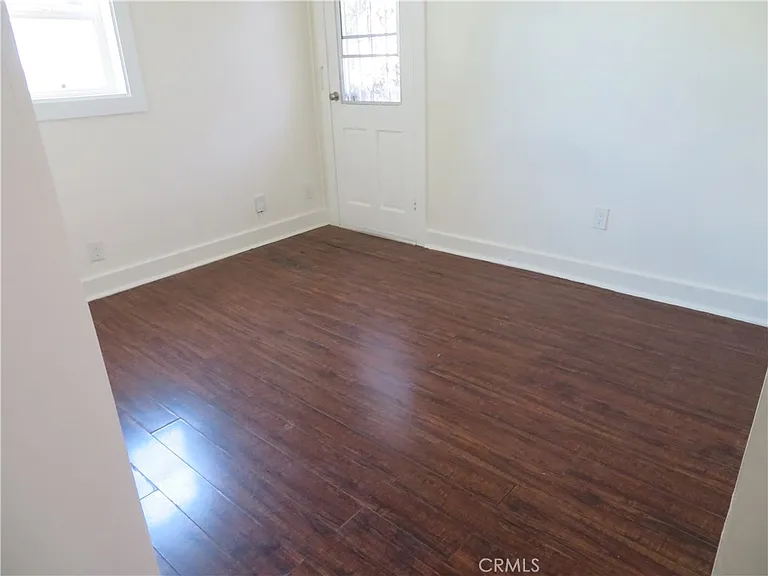 3923 S Normandie Ave — Photo 18
