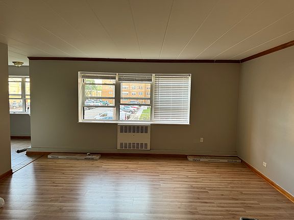 3rd image of 1961 W Hood Ave #2C