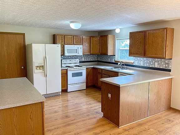 Plenty of cabinet space!