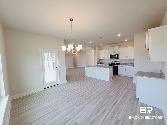 4th image of 1158 Pencarro Blvd