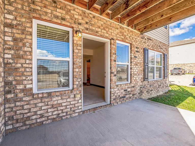 Highland Park Apartment Homes — Photo 25