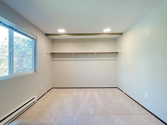 5th image of 5041 12th Ave NE #E
