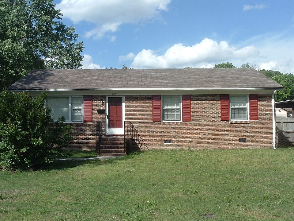 1st image of 816 Old Town Dr