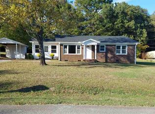 617 Rayna Dr, Greer, SC 29651