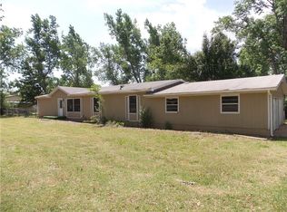 12400 SW 28th St, Yukon, OK 73099