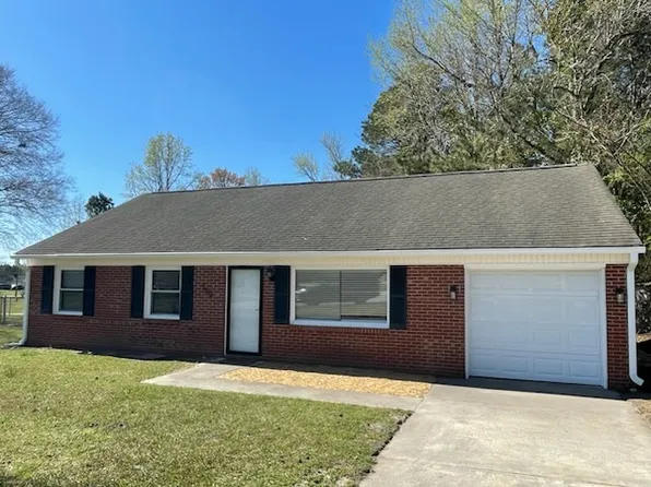 500 Thyme Ct, Jacksonville, NC 28540