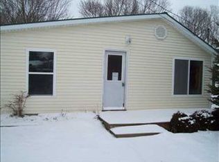 6076 May St, Levering, MI 49755