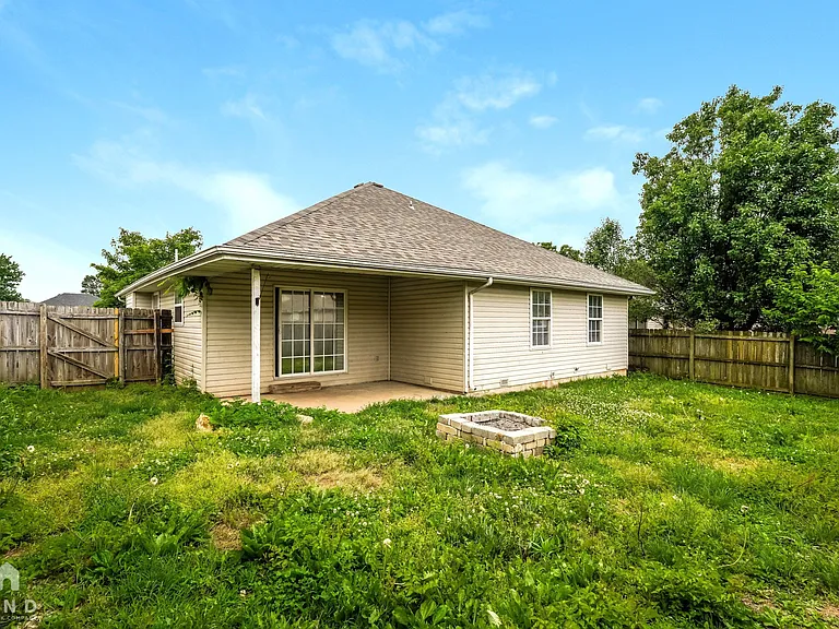 410 W White Ash Rd — Photo 17