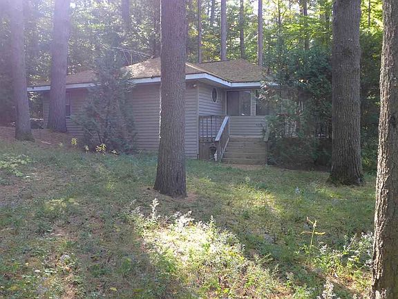 2nd image of 42 Dubois Ln