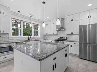 1817 Chloe Ln, Virginia Beach, VA 23456