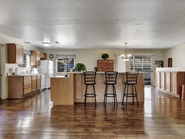 11464 Banner Lava Cap Rd, Nevada City, CA 95959