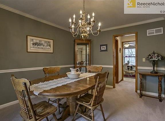 Elegant formal dining room