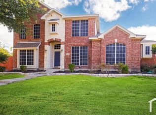 7118 Melton Dr, Rowlett, TX 75089