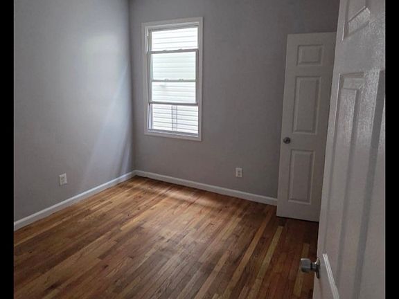 5th image of 736 S 12th St #2L
